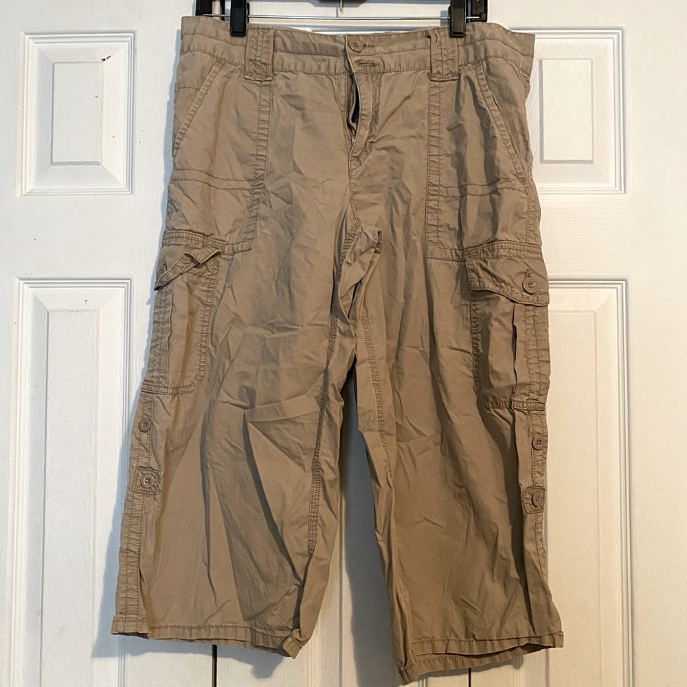 Calvin Klein Capri’s womens